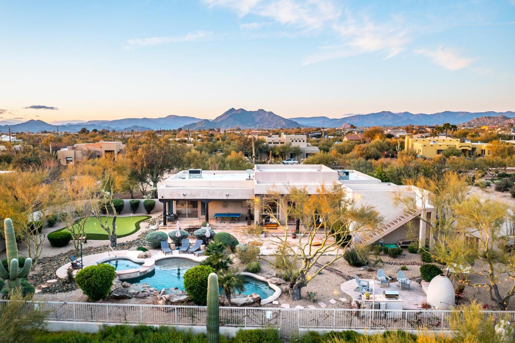 Barwick Is A Private Oasis Practice On The Putting Shoot Pool And Enjoy Getaway.